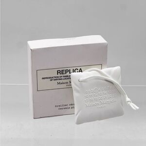 Maison Margiela Replica Ceramic Pillow Fragrance Diffuser Stone Charm w/ Box